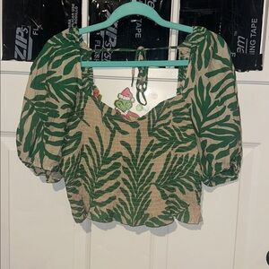 H&M Green and Tan Leaf Pattern Top